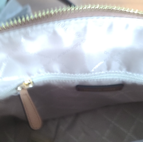 NEW Michael Kors Maddie 38H3GN2T2B MD EW Top Zip Tote BROWN/LUGGAGE $298 - Picture 11 of 15